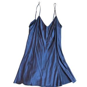 Victorias Secret Womens Large Navy Blue 100% Silk Chemise Sllip Nightie EUC